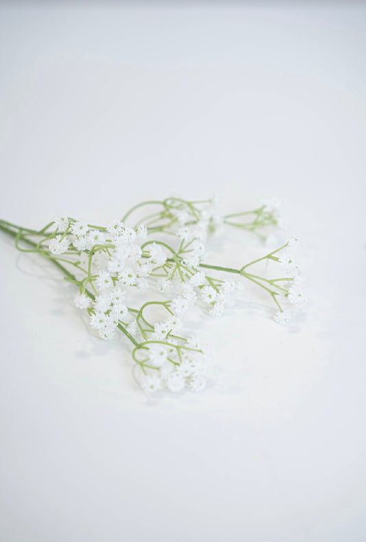 פרחי  גבסנית מלאכותיים בלבן
