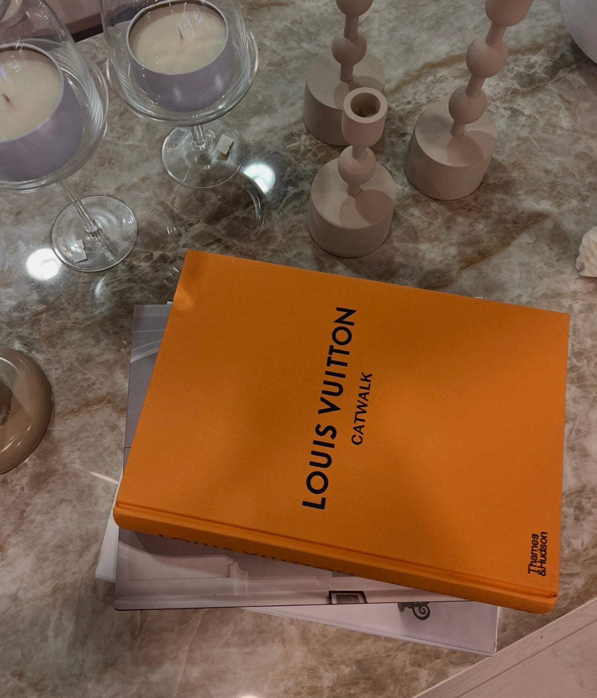 Louis vuitton book