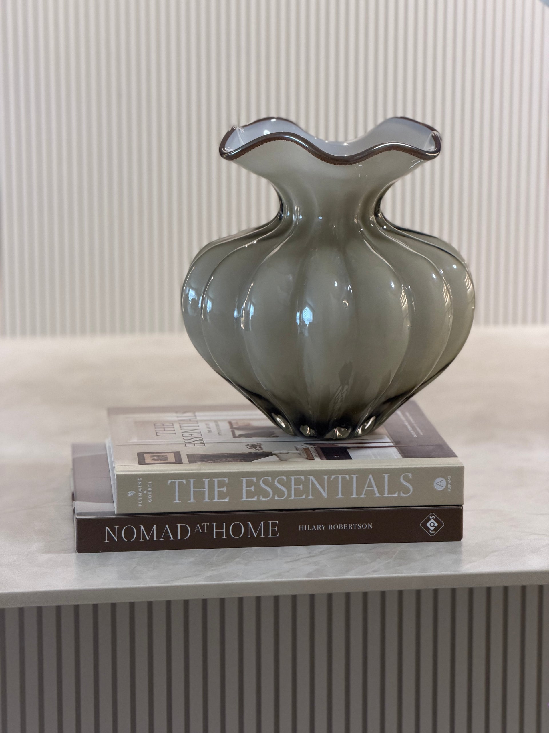 Luna vase