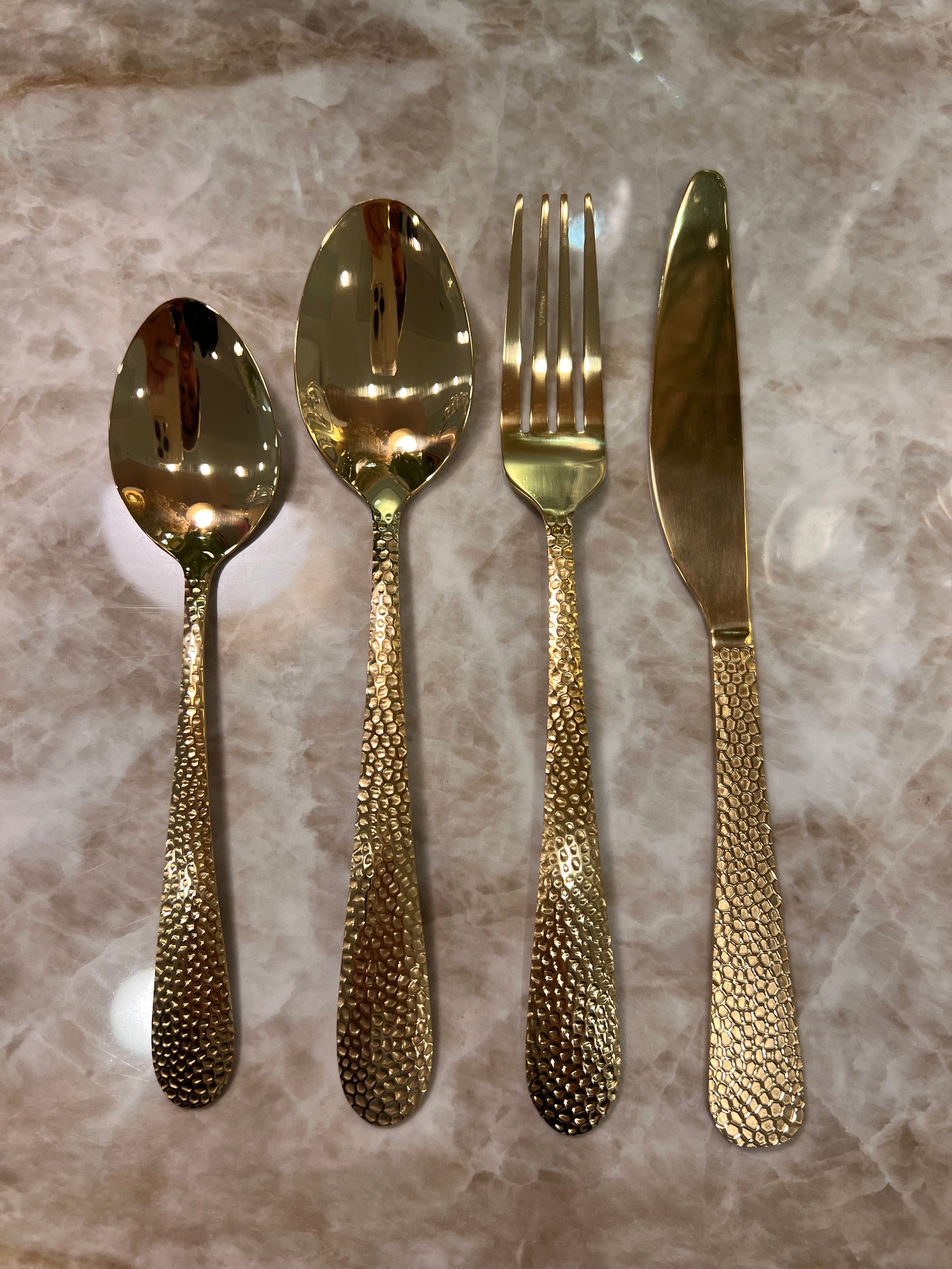 סט סכו״ם זהב חגיגי