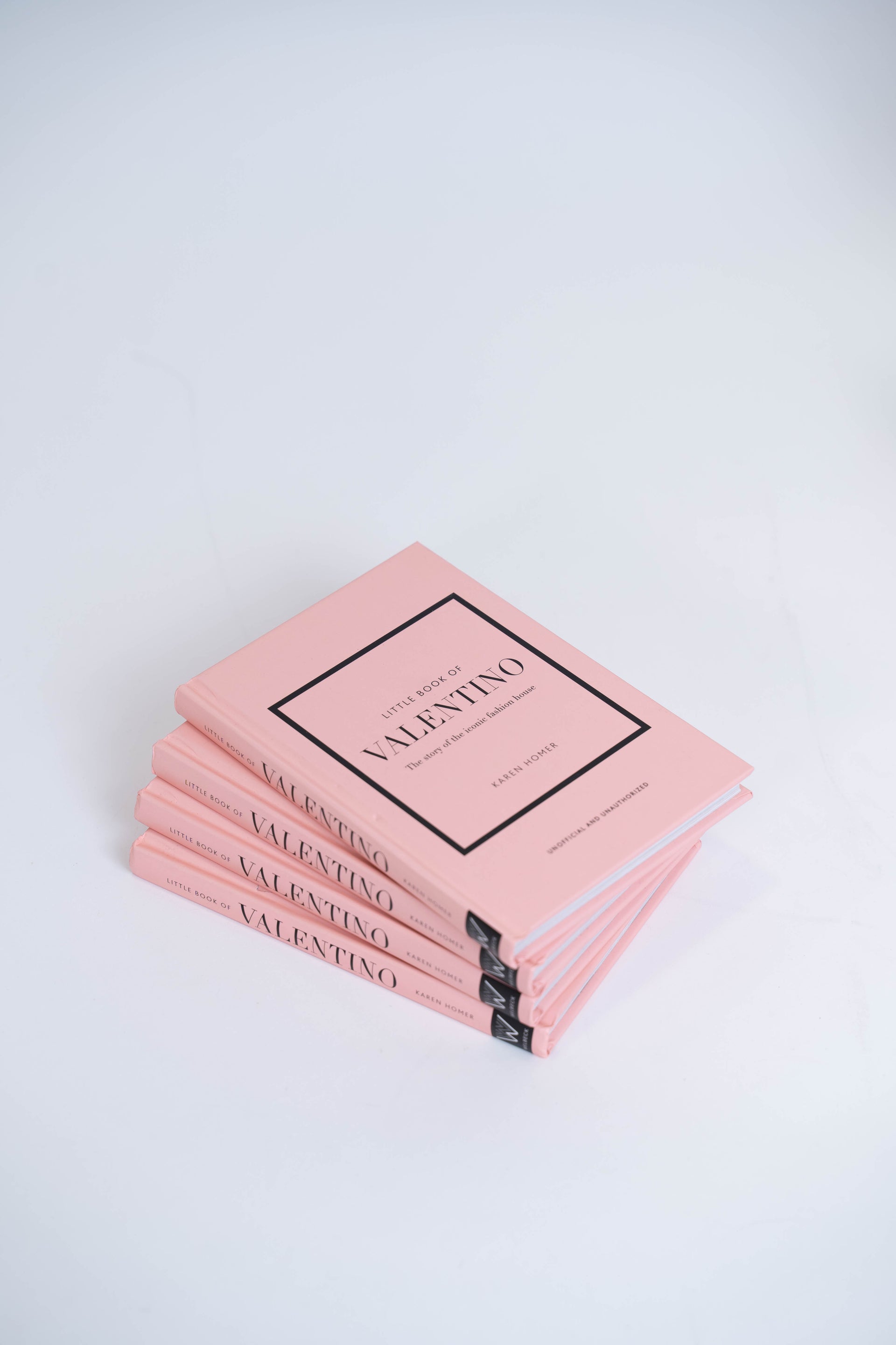 VALENTINO- ספר עיצוב