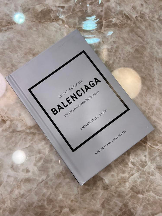 ספר אופנה Balenciaga