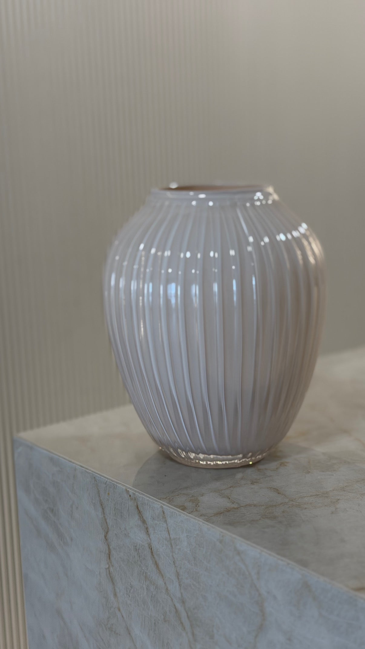 Valencia vase