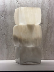 Luna stone